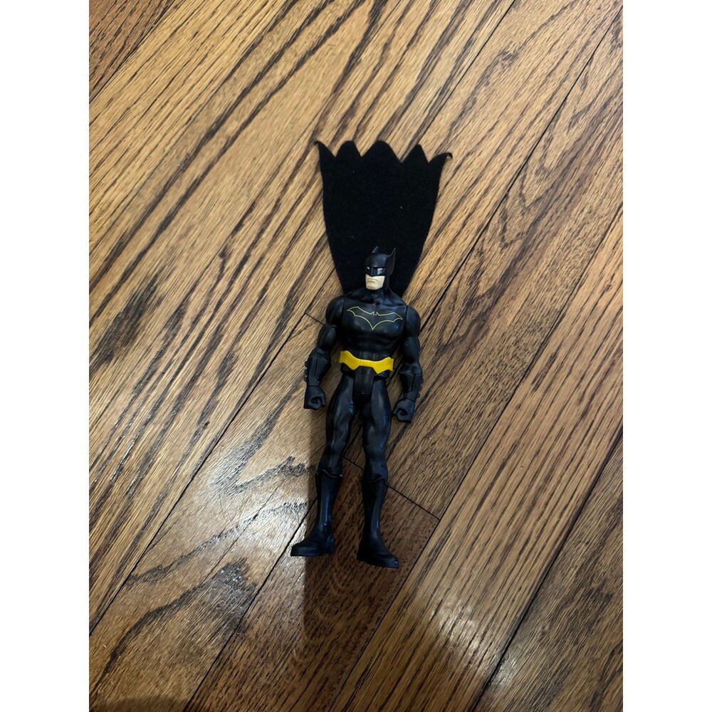 Mattel DC Universe Justice League Batman Action Figure 6" Tall